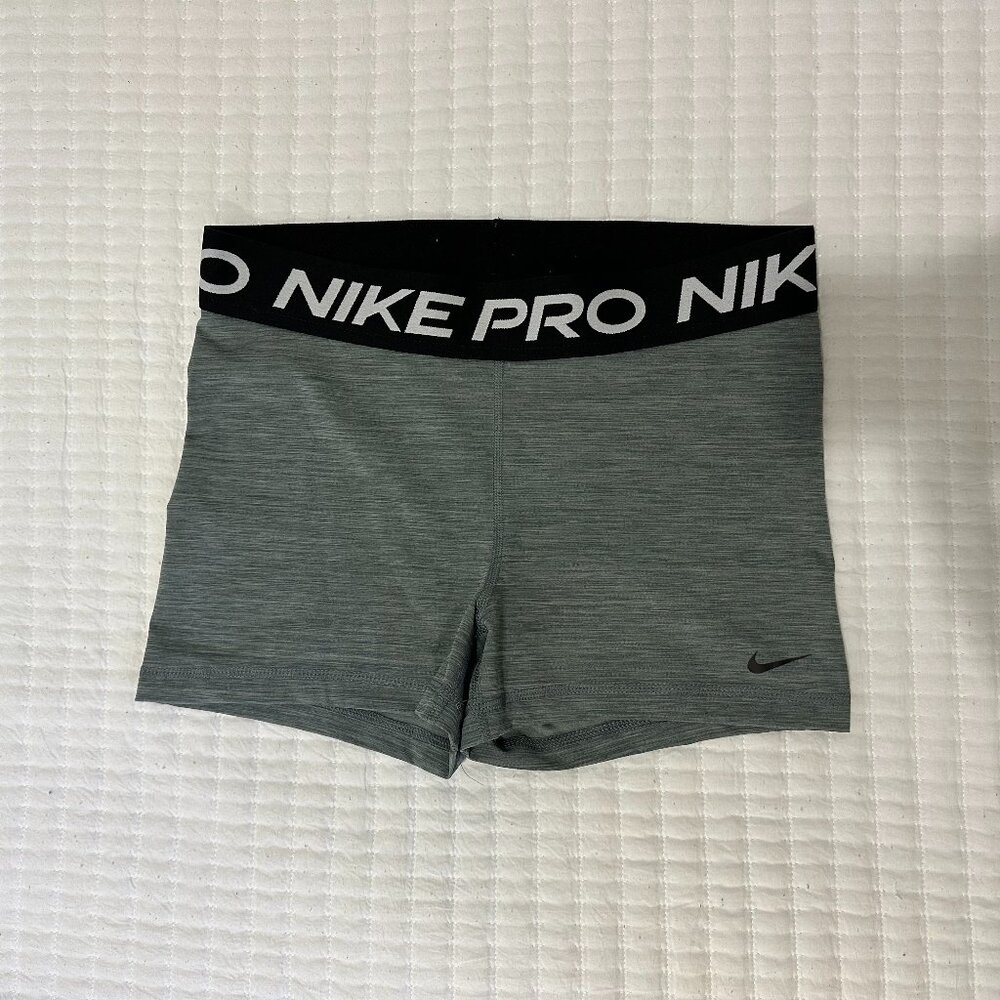 Nike Pro Shorts 3" Heather Gray